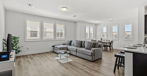 5301 E Commerce Way #2101, Unit 2101, Sacramento, CA 95835 Photo