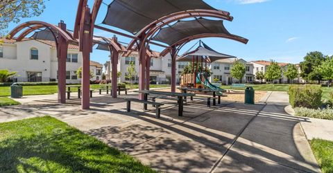 5301 E Commerce Way #2101, Unit 2101, Sacramento, CA 95835 Photo