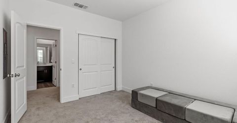 5301 E Commerce Way #2101, Unit 2101, Sacramento, CA 95835 Photo