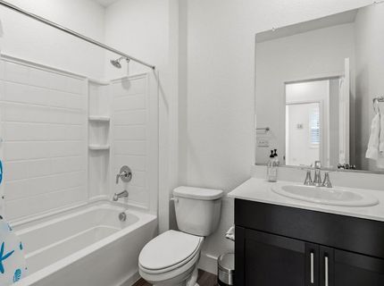 5301 E Commerce Way #2101, Unit 2101, Sacramento, CA 95835 Photo