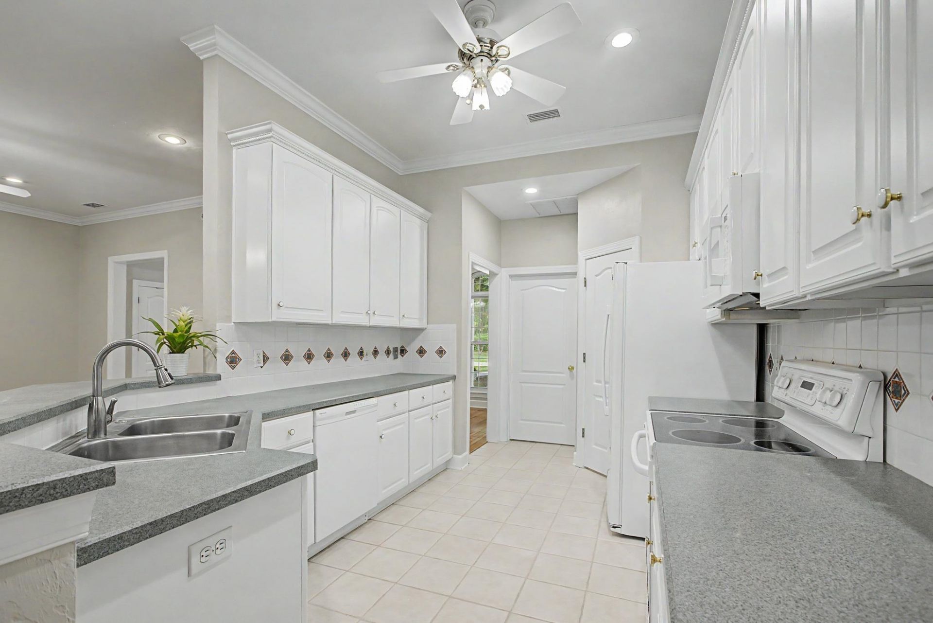 150 E Deer Pass Road, Havana, FL 00000 Photo