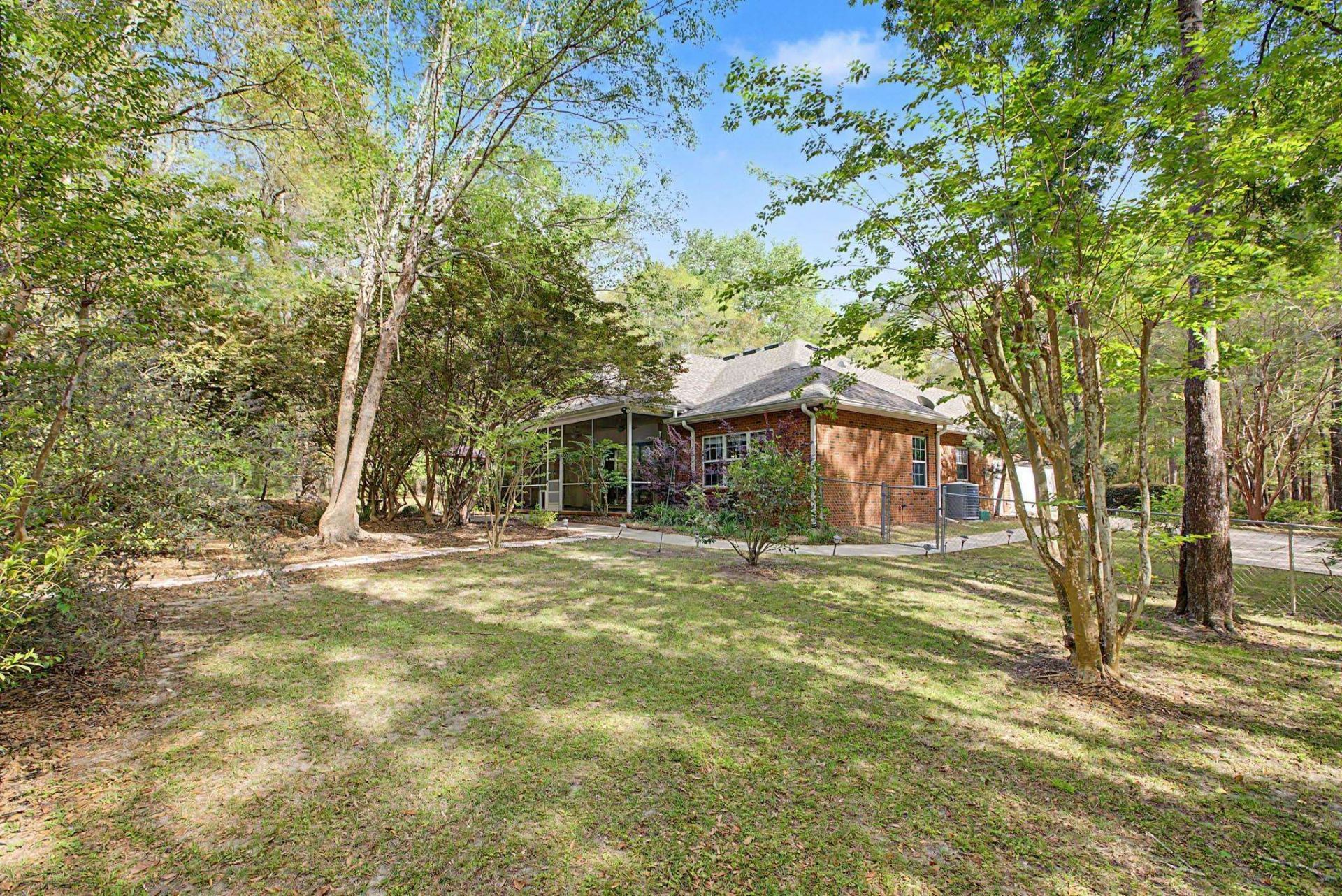 150 E Deer Pass Road, Havana, FL 00000 Photo