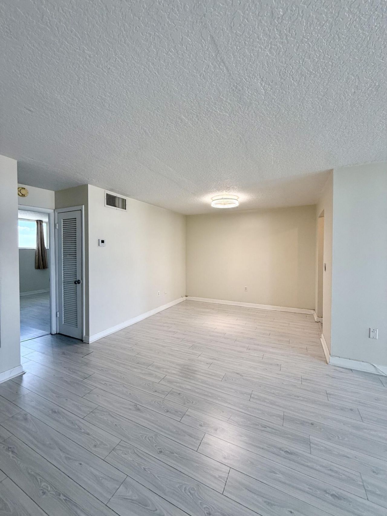108 Paradise Harbour Boulevard, Unit 512, North Palm Beach, FL 33408 Photo