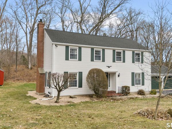 20 Inchcliffe , Ledyard, CT 06335