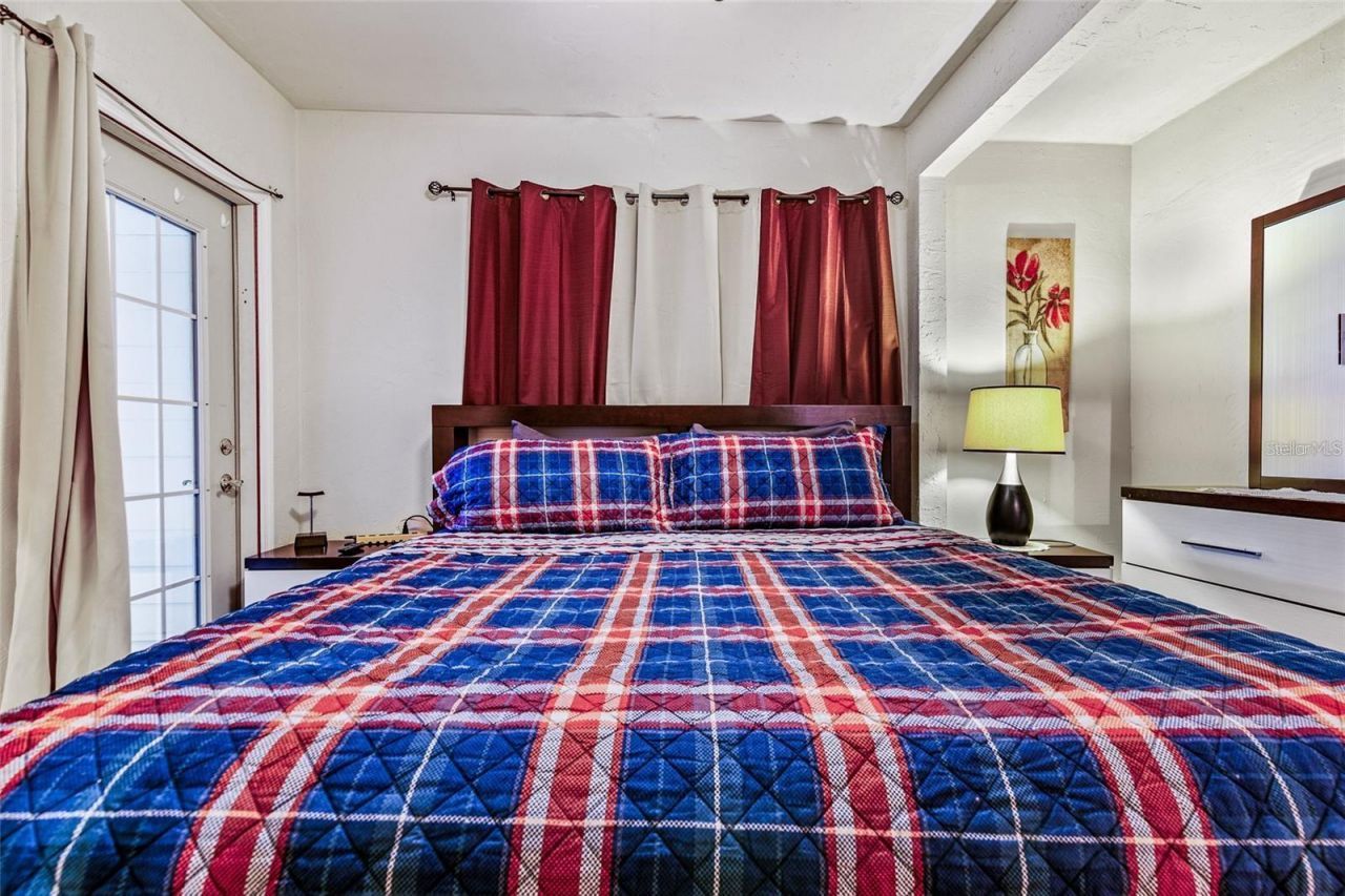 1203 NW 12th Avenue , Gainesville, FL 32601 Photo