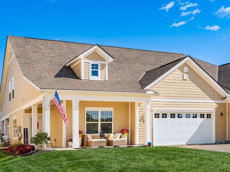 609 Newport Lane, Buckeye Lake, OH 43008 Photo 1