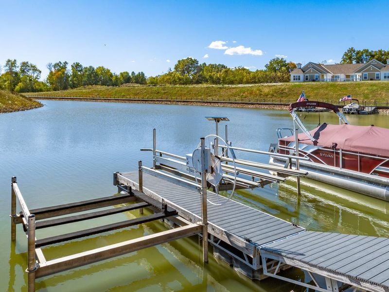 609 Newport Lane, Buckeye Lake, OH 43008 Photo 2