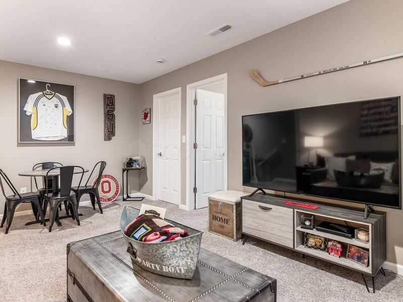 609 Newport Lane, Buckeye Lake, OH 43008 Photo 42