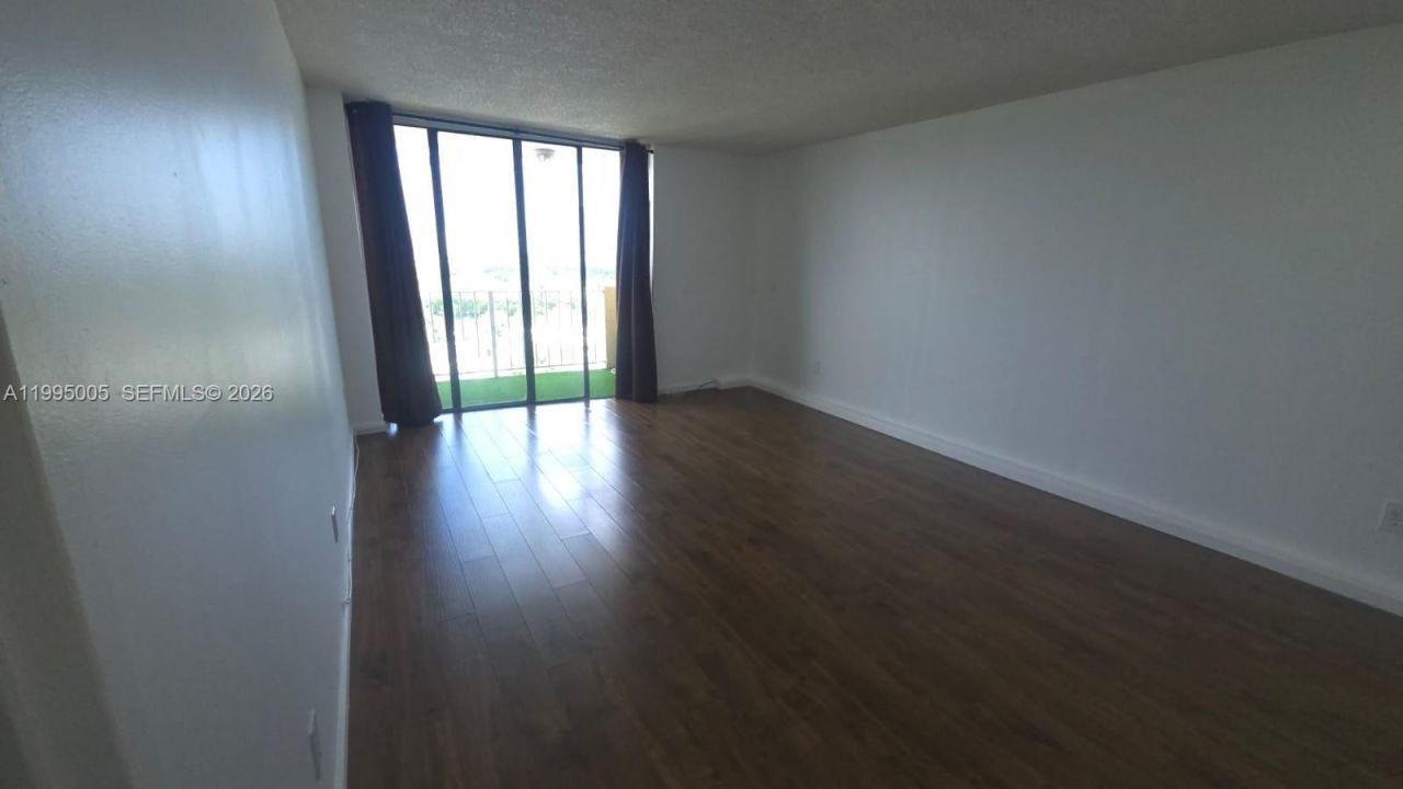 2350 NE 135th St , Unit 1402, North Miami, FL 33181 Photo