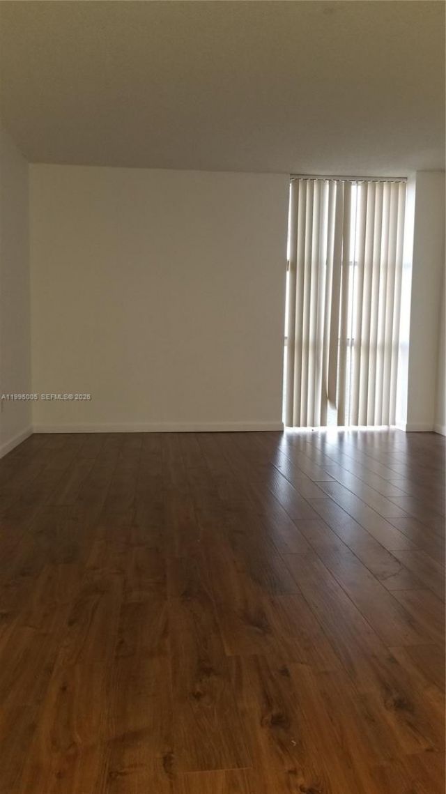 2350 NE 135th St , Unit 1402, North Miami, FL 33181 Photo