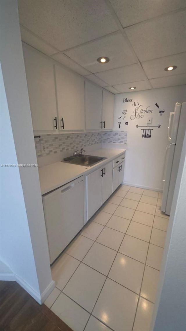 2350 NE 135th St , Unit 1402, North Miami, FL 33181 Photo