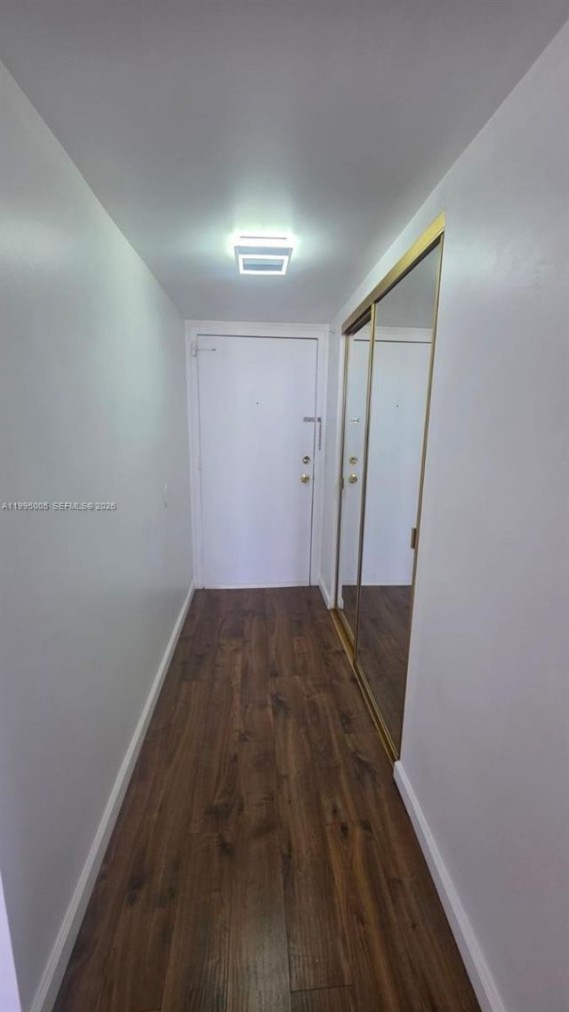 2350 NE 135th St , Unit 1402, North Miami, FL 33181 Photo