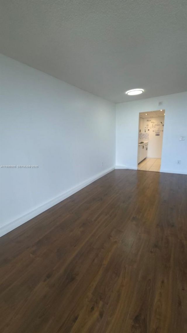 2350 NE 135th St , Unit 1402, North Miami, FL 33181 Photo