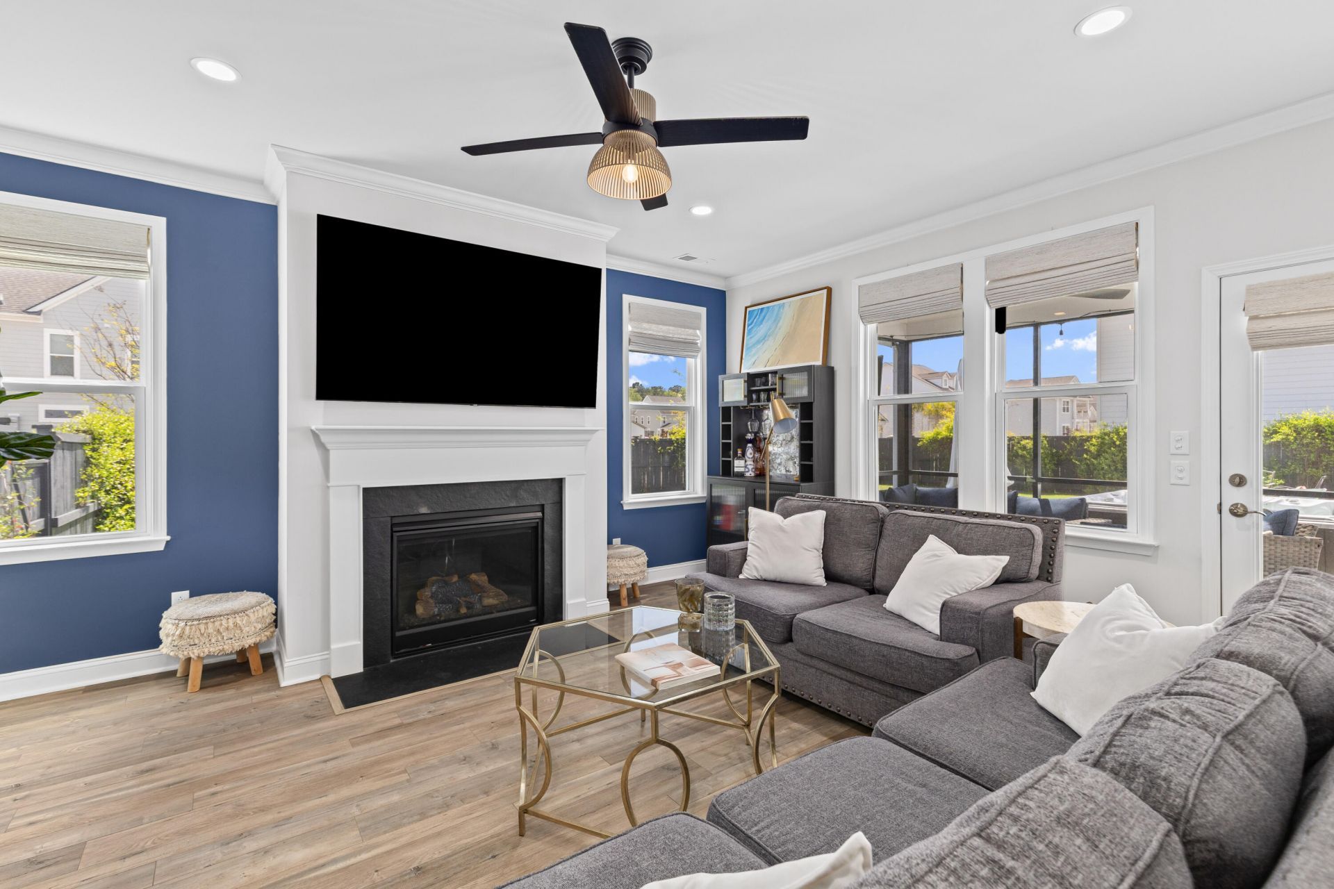 2085 Utsey Street Photo 4