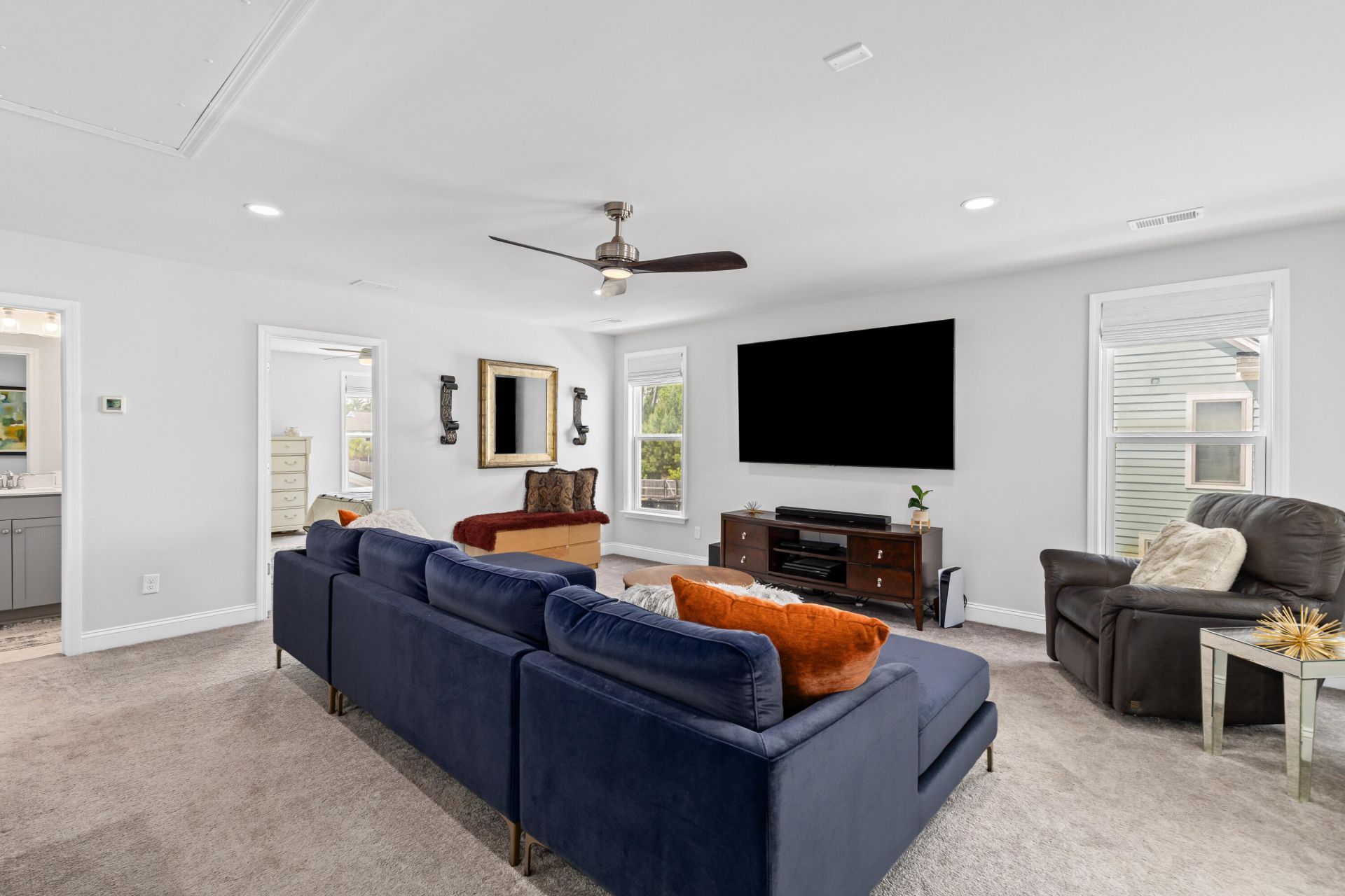 2085 Utsey Street Photo 5