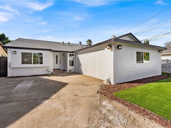 5651 Radford, Valley Village, CA 91607