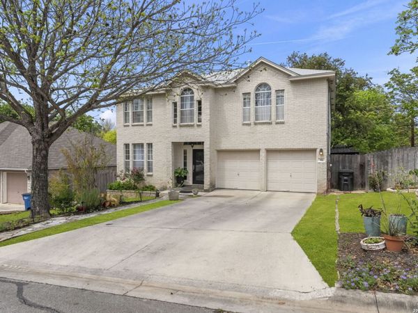 981 Rio Verde, New Braunfels, TX 78130