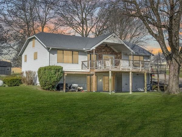 150 Yacht Club Circle, Altamont, MO 64640