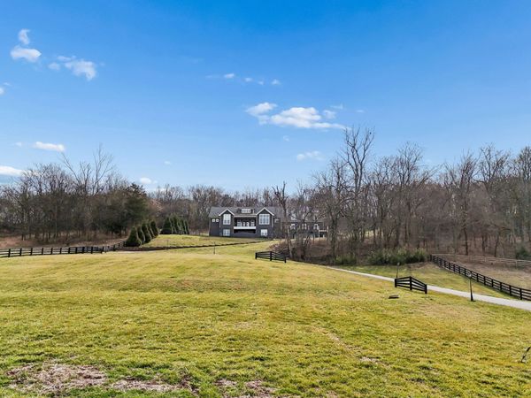 6720 Lane Rd, College Grove, TN 37046