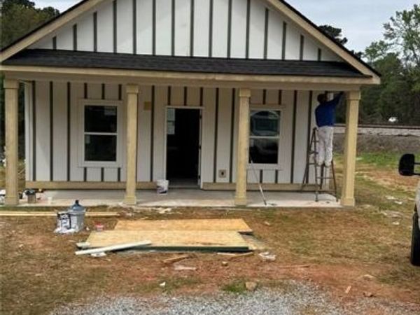 29 Laurel Lane, Carrollton, GA 30116