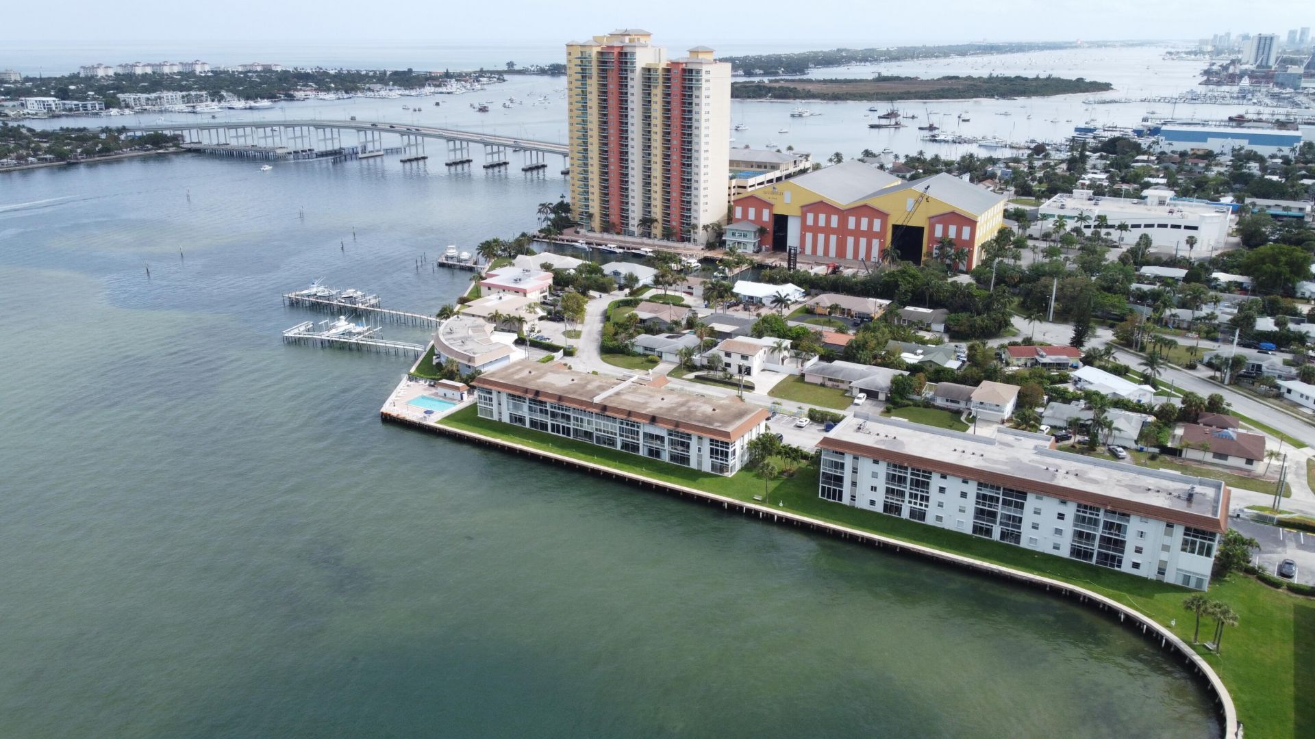 410 Wilma Circle, Unit 308, Riviera Beach, FL 33404 Photo