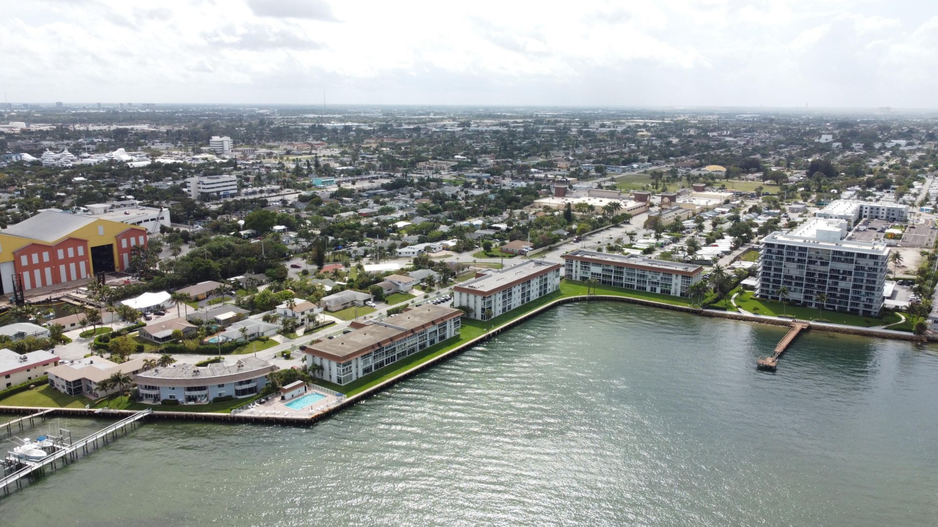 410 Wilma Circle, Unit 308, Riviera Beach, FL 33404 Photo