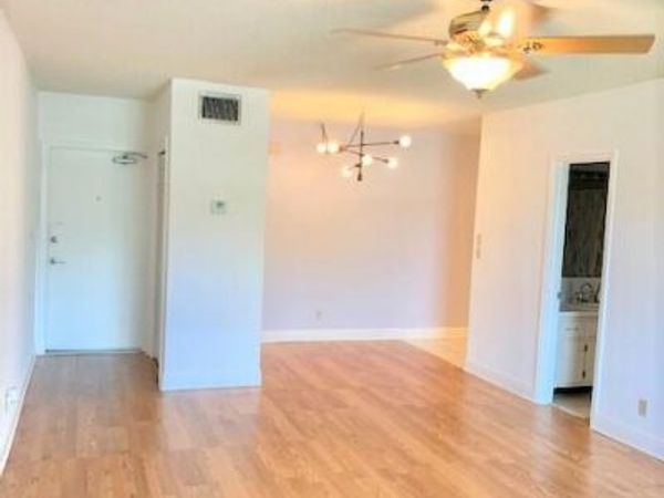 2426 SE 17th Street, Unit 307a, Fort Lauderdale, FL 33316