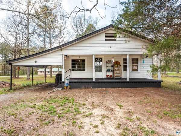 809 Woodbine Lane, Gadsden, AL 35901