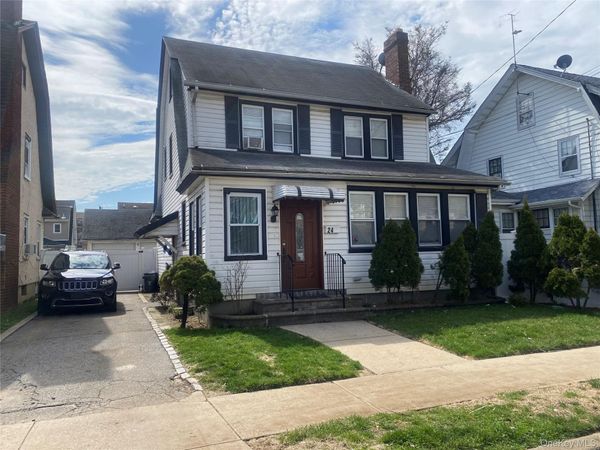 24 Lent Avenue, Hempstead, NY 11550