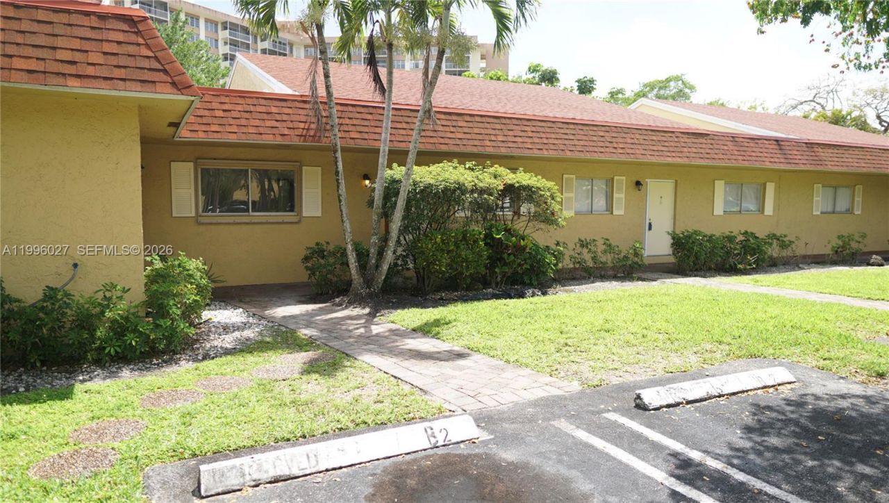 10722 La Placida Dr , Unit 9-B2, Coral Springs, FL 33065 Photo