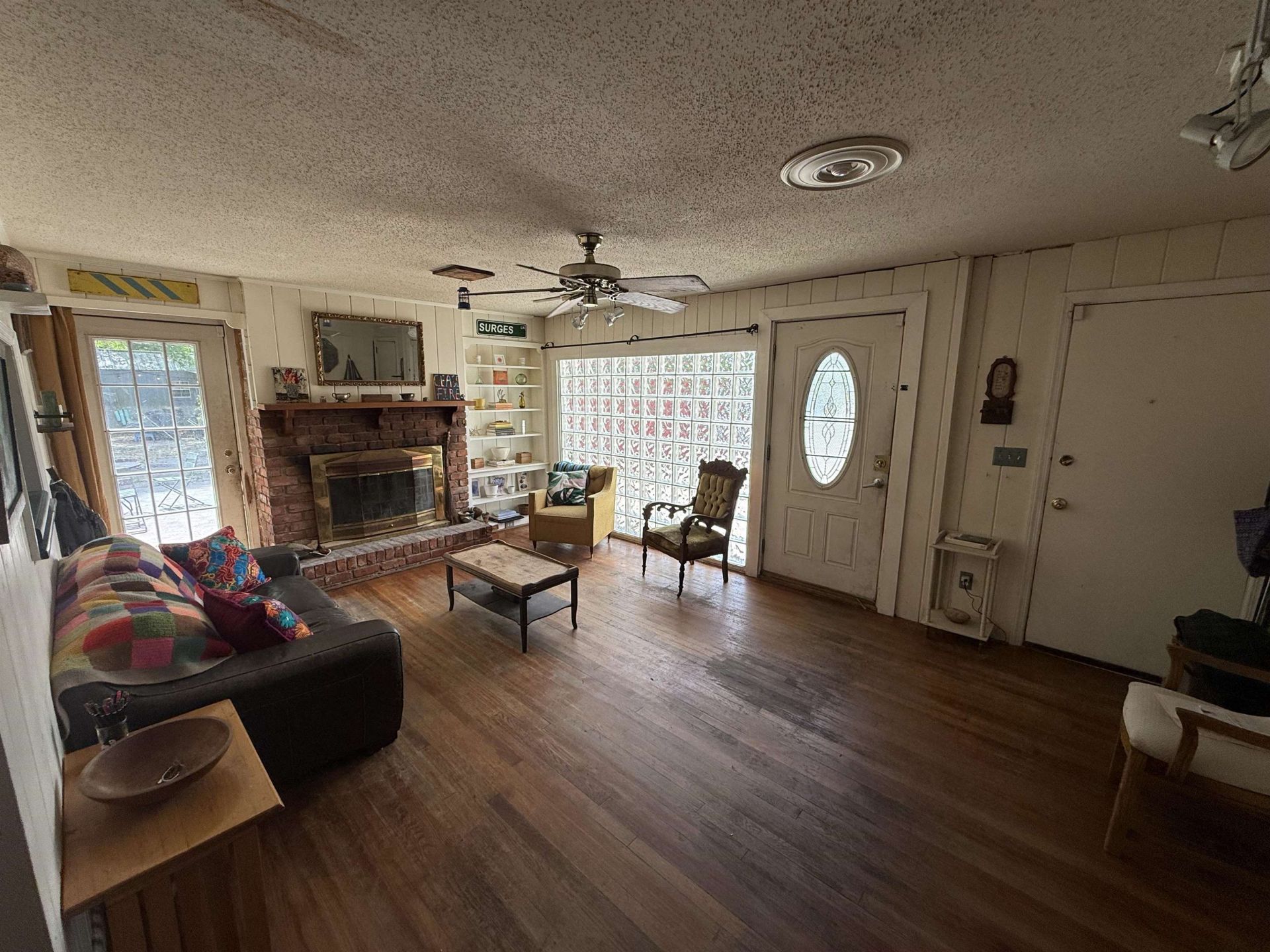 605 E Main St. Photo 25