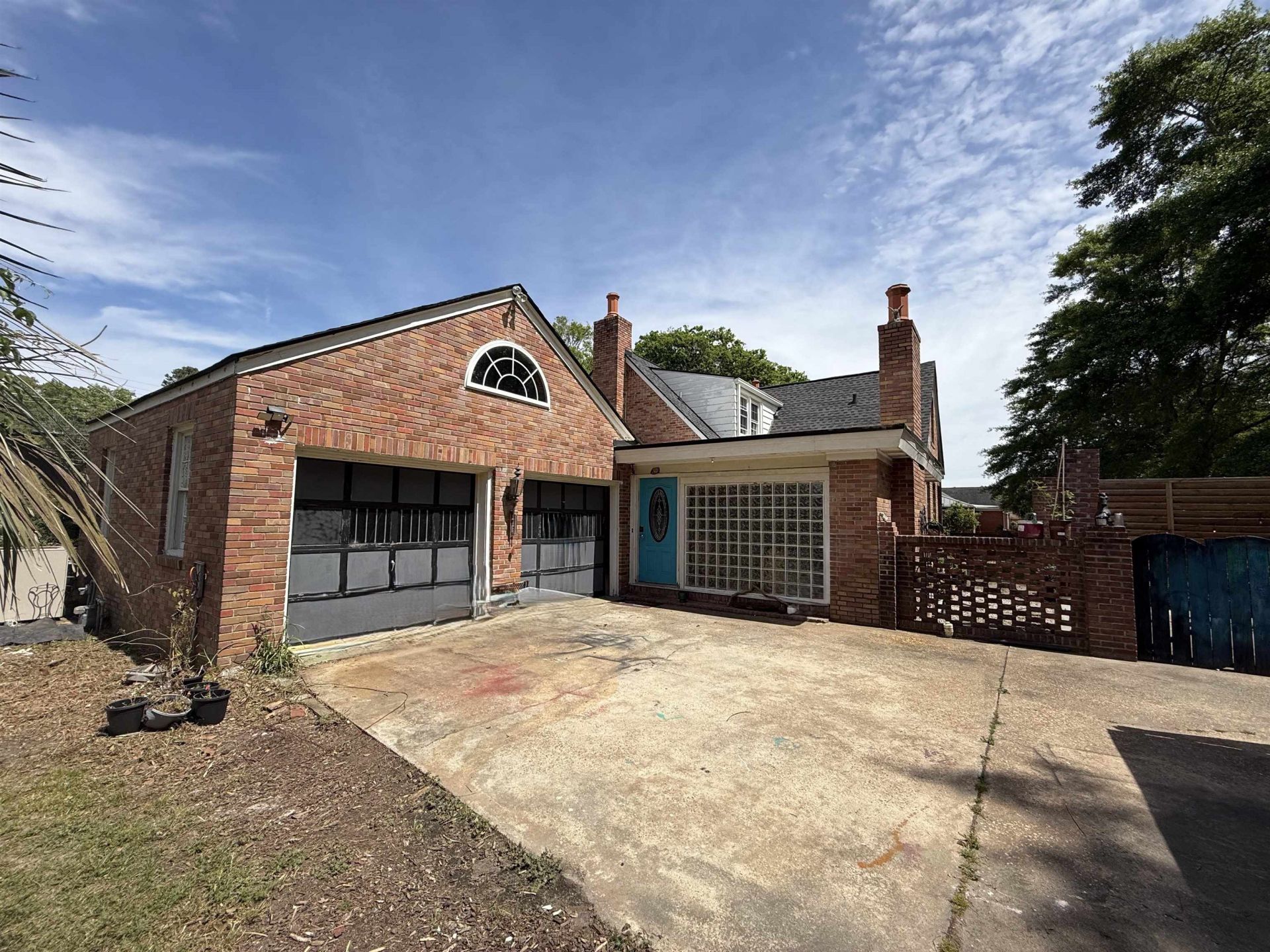 605 E Main St. Photo 30