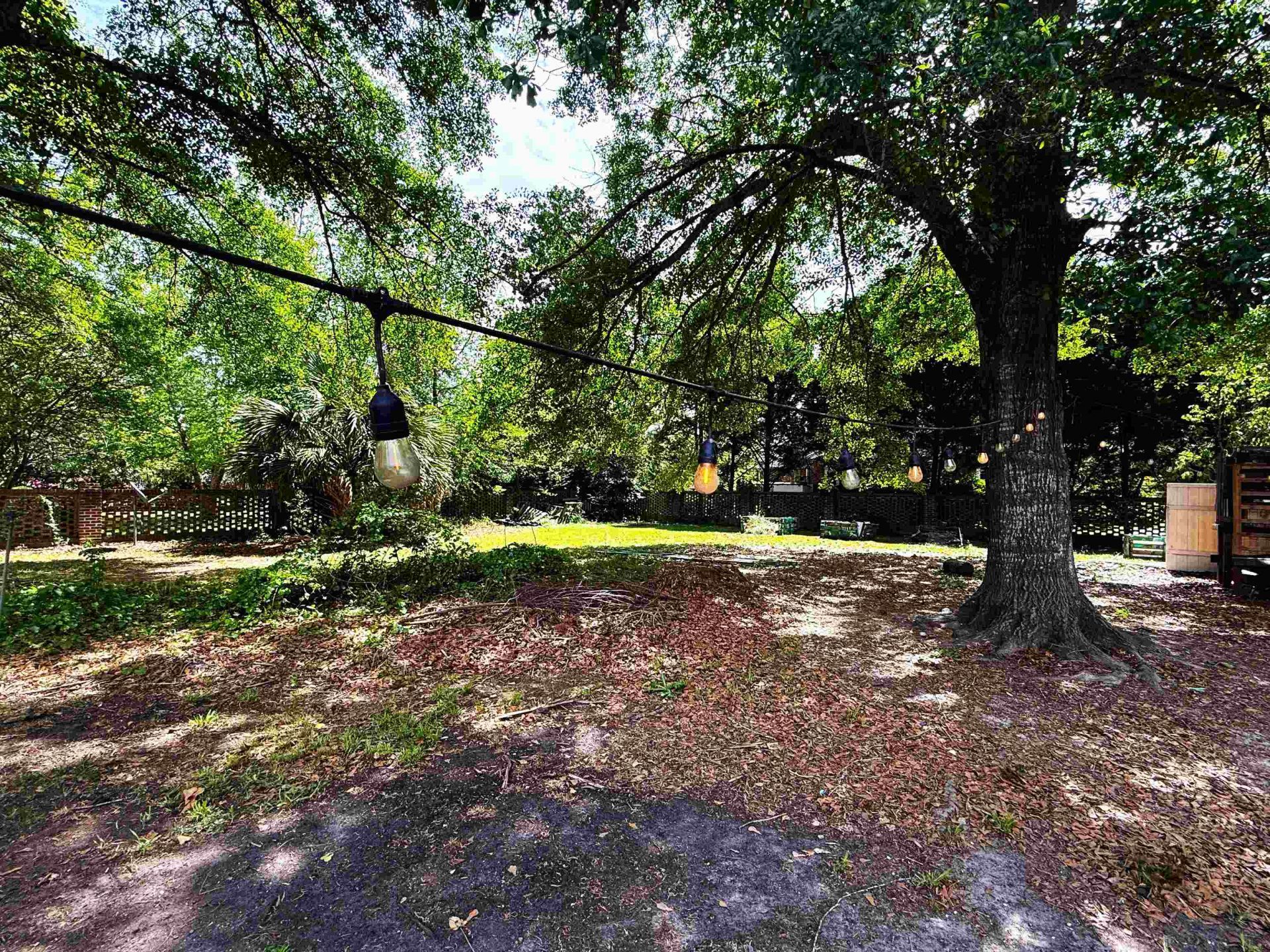 605 E Main St. Photo 35