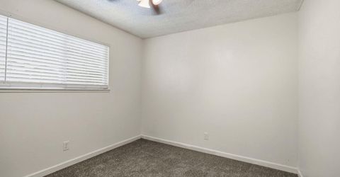 2027 Westmora Ave, Stockton, CA 95210 Photo