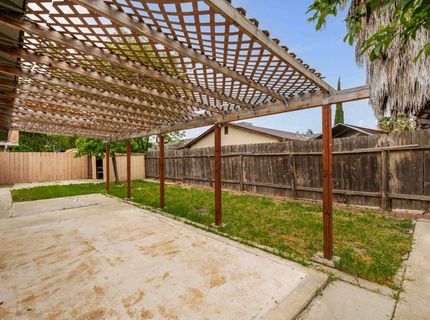 2027 Westmora Ave, Stockton, CA 95210 Photo