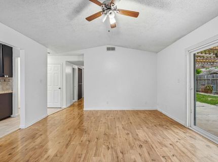 2027 Westmora Ave, Stockton, CA 95210 Photo