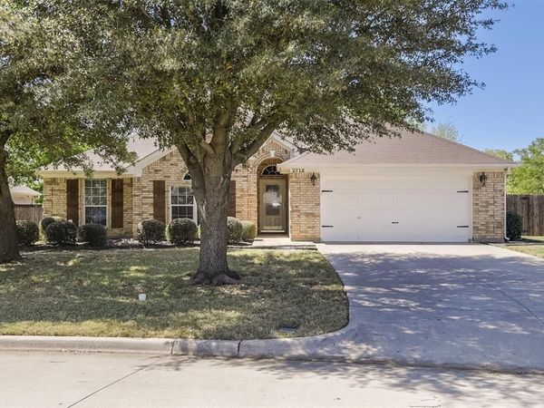 2712 Ferncrest Trail, Mansfield, TX 76063