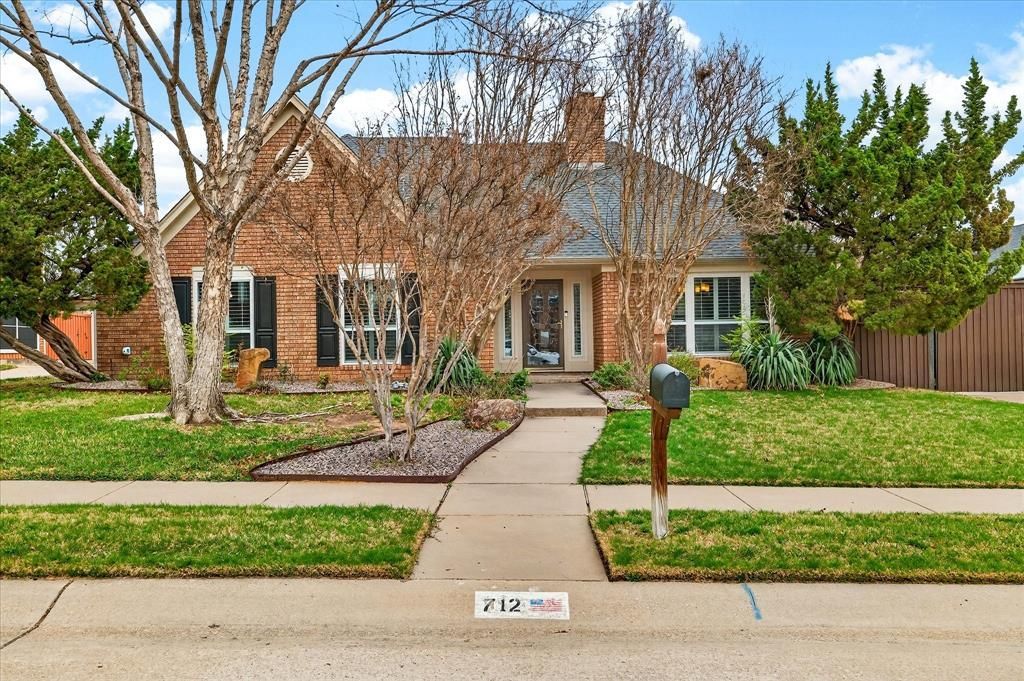 712 Shannon Lane, Highland Village, TX 75077 Main Photo
