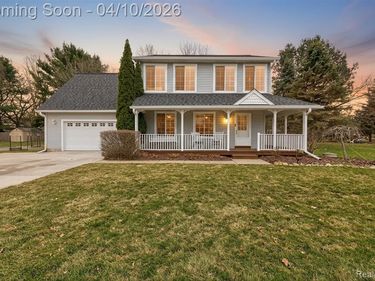 2454 Calvin Court, Hamburg Twp, MI 48169