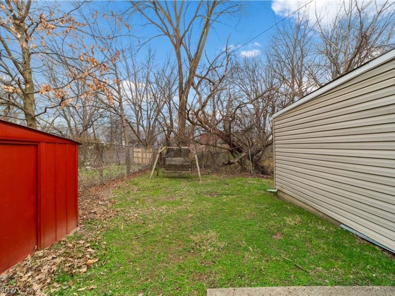 3810 Bader Avenue , Cleveland, OH 44109 Photo 23