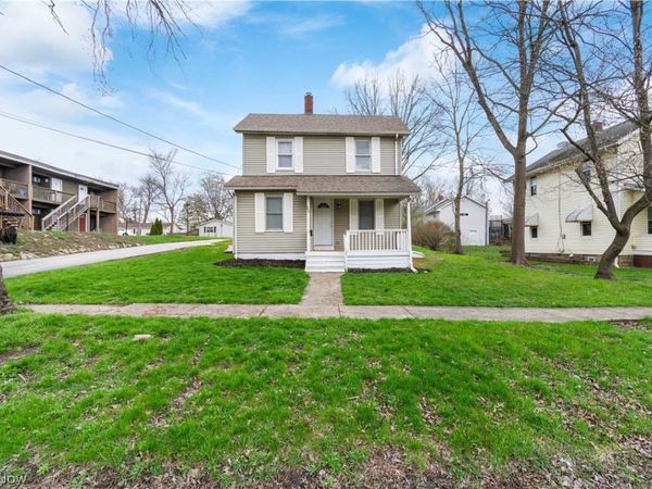 646 W Highland Avenue , Ravenna, OH 44266