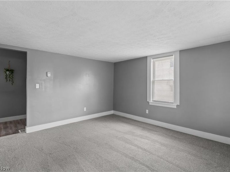 646 W Highland Avenue , Ravenna, OH 44266 Photo 3