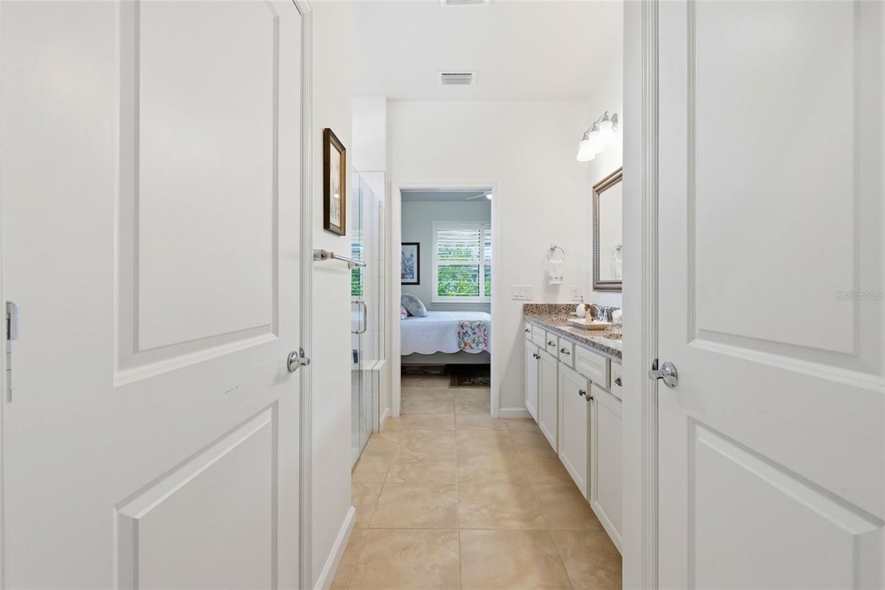 7017 Hanover Court, Bradenton, FL 34202 Photo