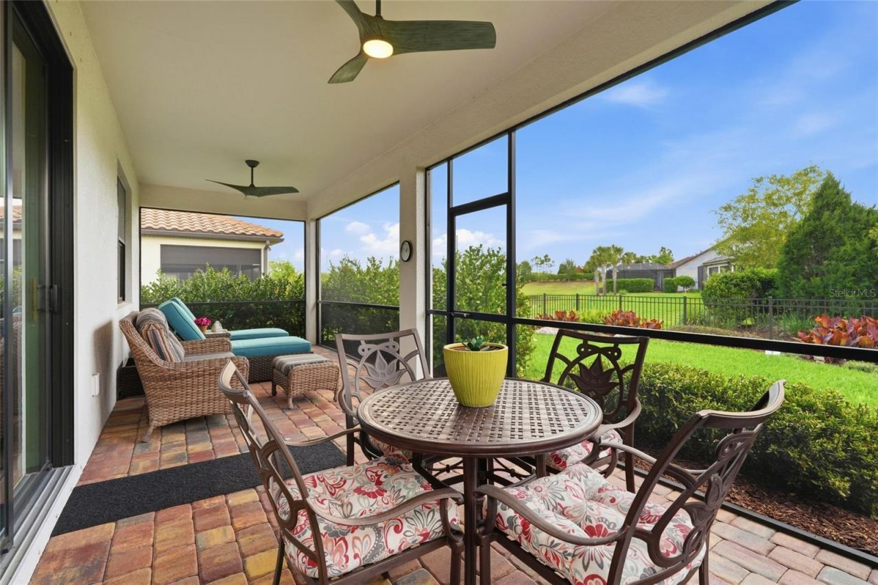 7017 Hanover Court, Bradenton, FL 34202 Photo