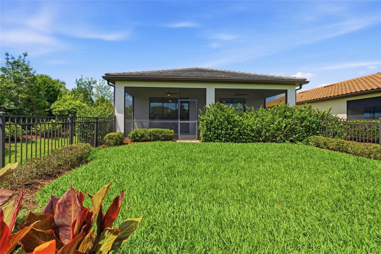 7017 Hanover Court, Bradenton, FL 34202 Photo