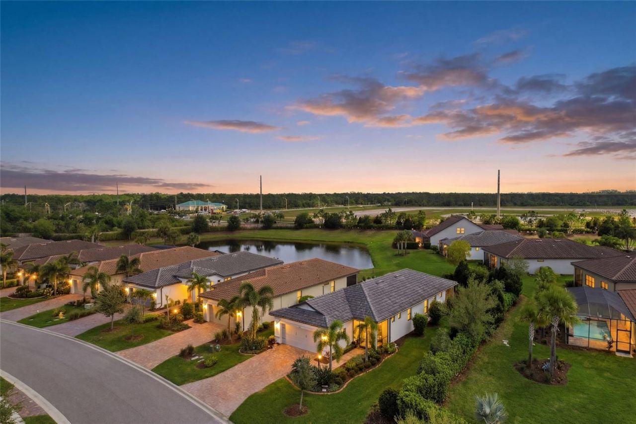 7017 Hanover Court, Bradenton, FL 34202 Photo