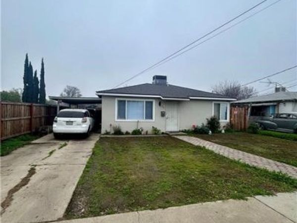 913 W Santa Fe, Merced, CA 95340