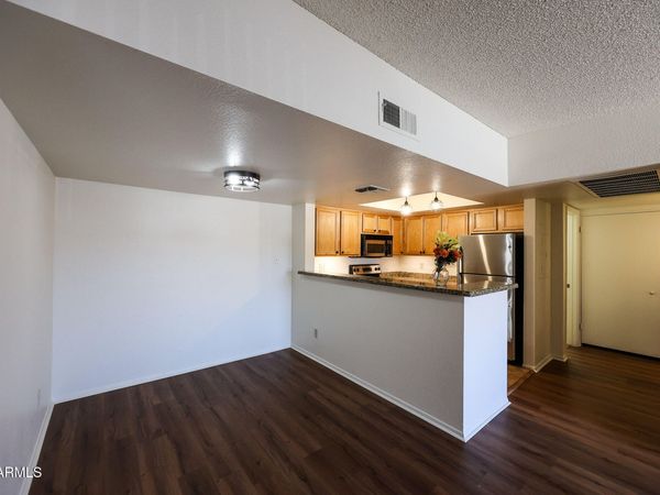 5757 W EUGIE Avenue, Unit 2113, Glendale, AZ 85304