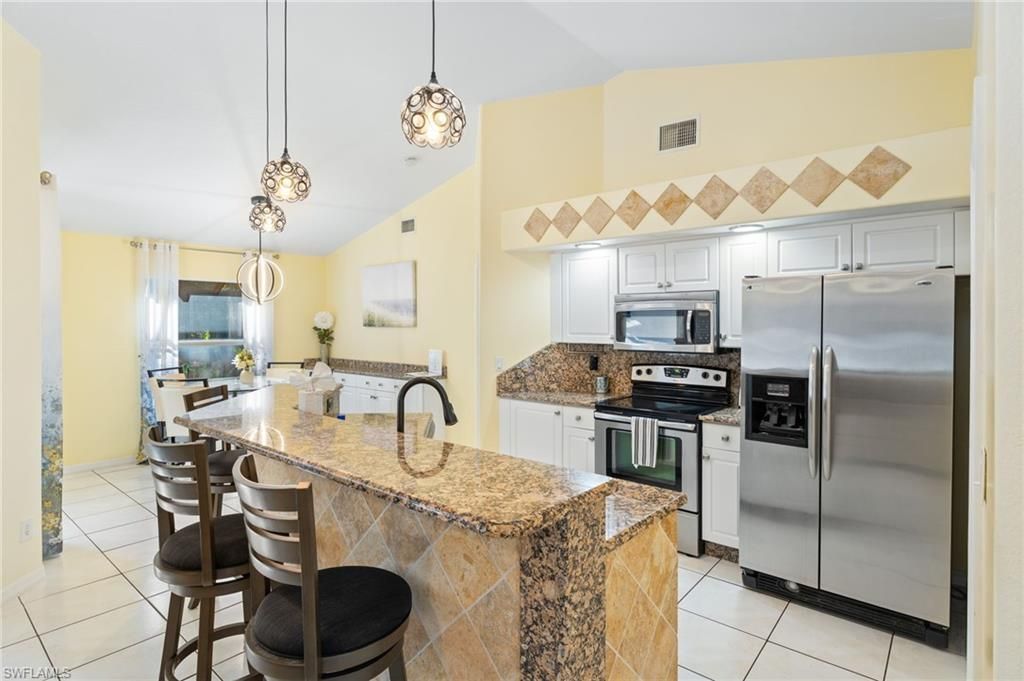 4813 SW 25th Ct, Cape Coral, FL 33914 Photo
