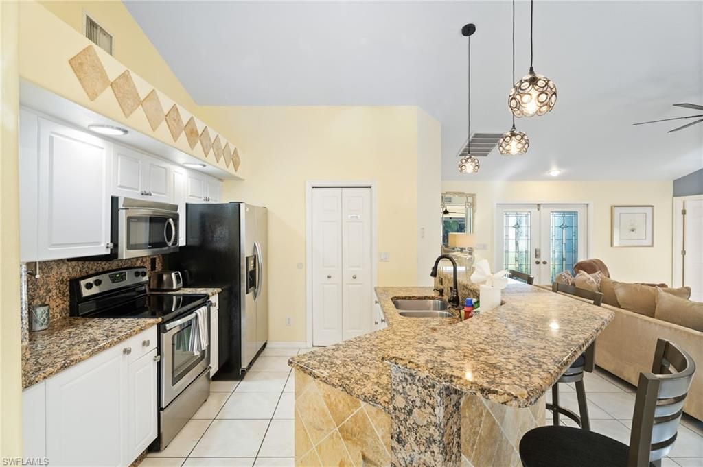 4813 SW 25th Ct , Cape Coral, FL 33914 Photo